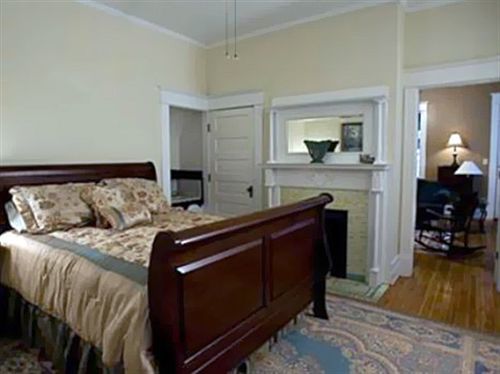 The Historic Morris Harvey House Bed & Breakfast Fayetteville Rom bilde
